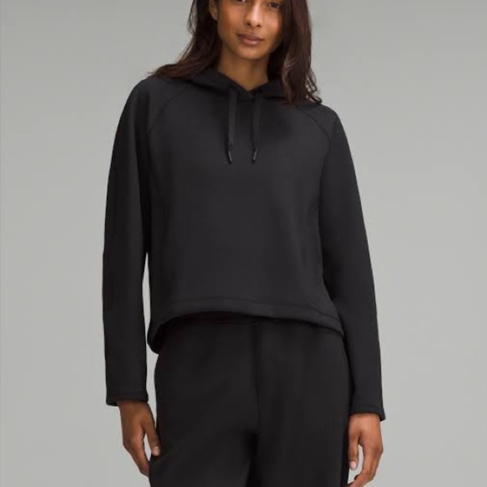 NWOT LULULEMON SMOOTH SPACER HOODIE EMBOSS